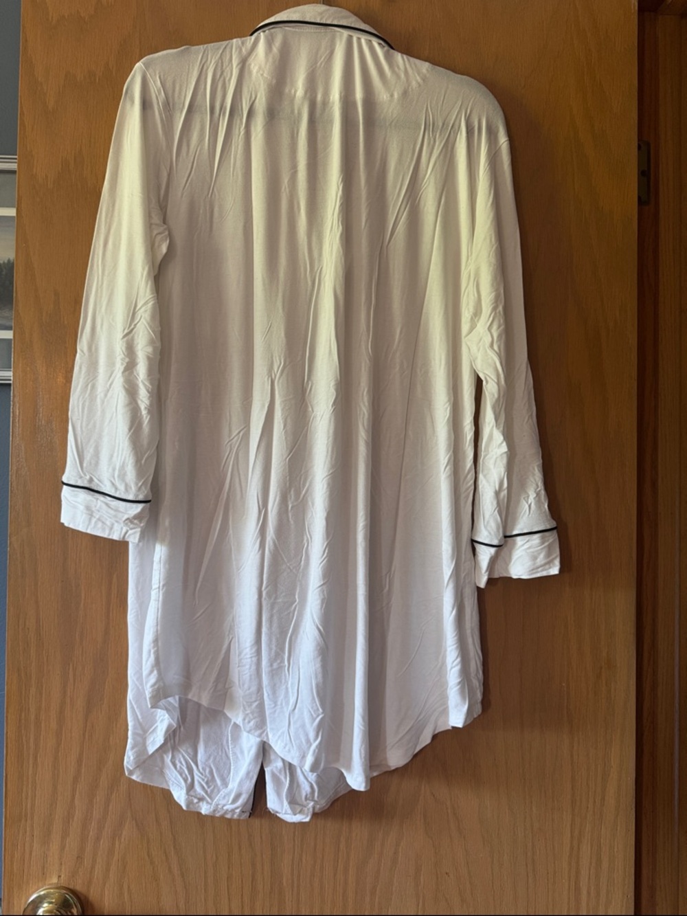 Classic White Button-Front Sleep Shirt Dress with Black Piping - Picture 3 of 3